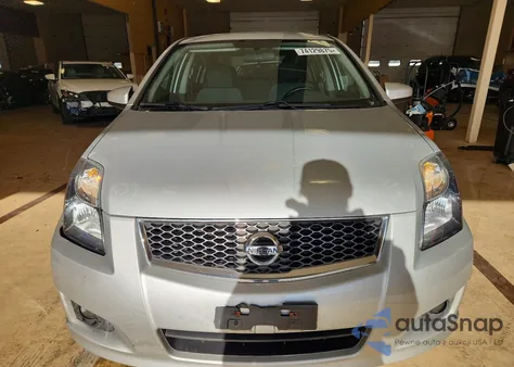 2010 Nissan Sentra 2.0 z USA, uszkodzony, nr VIN 3N1AB6AP1AL665137